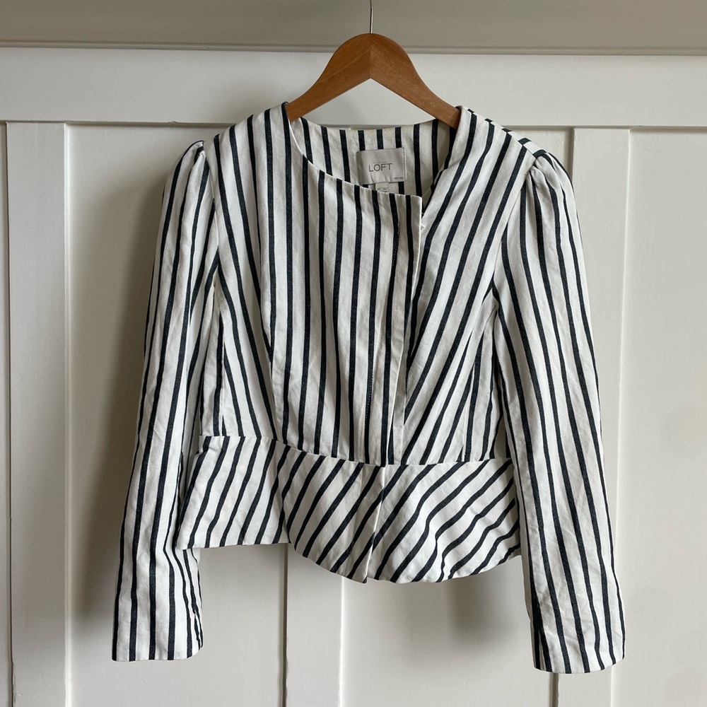 Ann Taylor Loft striped linen / Cotten blend jacket with zipper